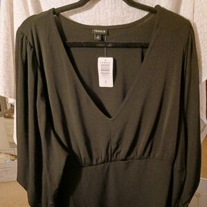 Ballooned sleeve blouse